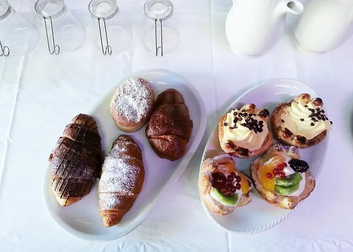 艾米利亚酒店 3*